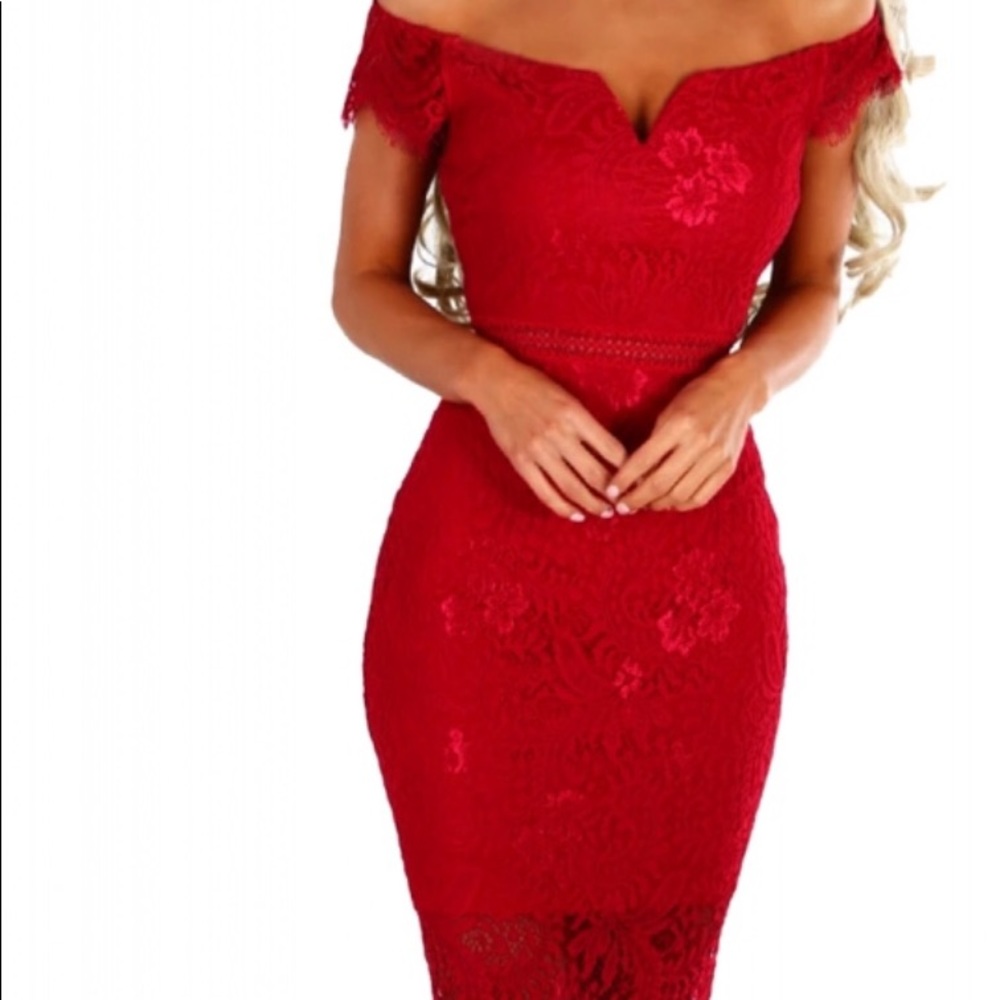 Red evening lace dress